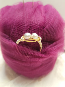 Gold & 2 Pearl Ring